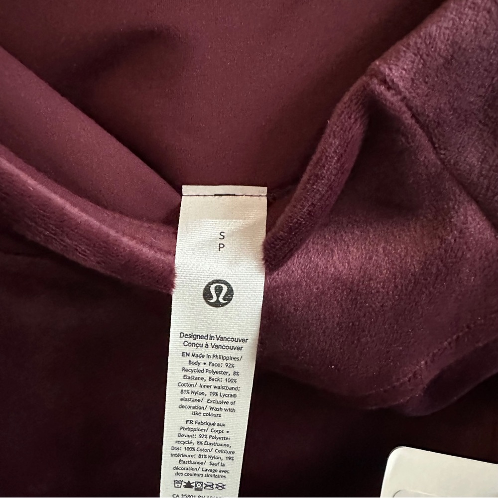 NWT Lululemon Scuba HighRise‎ Mini Skirt Velvet in Garnet Sz S - Picture 3 of 15